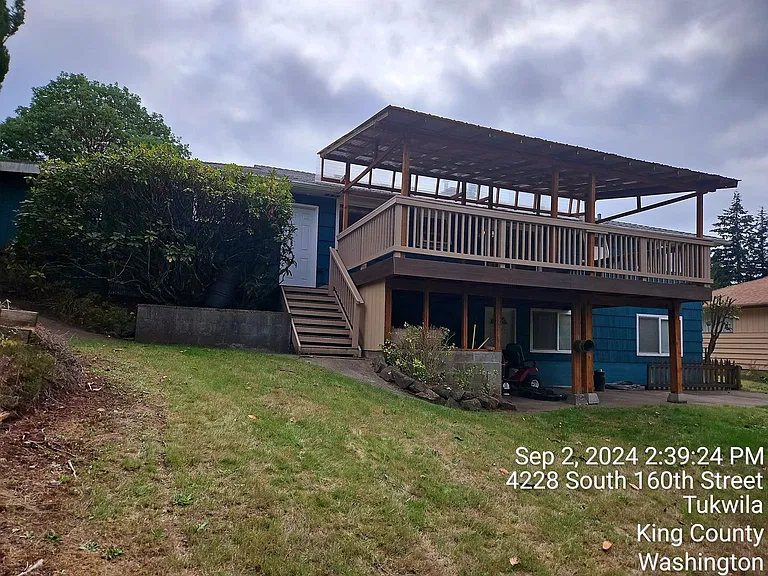 4228 S 160th St — Photo 42