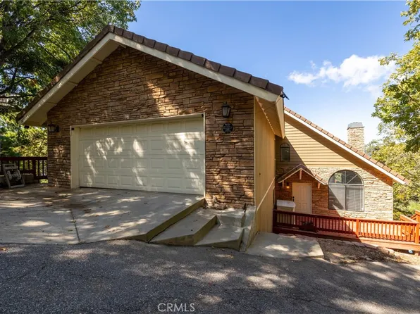 30033 Enchanted Way, Running Springs, CA 92382