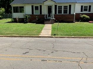 197 Moore St, Trion, GA 30753
