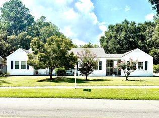 617 N Church St. Street, Mount Olive, NC 28365
