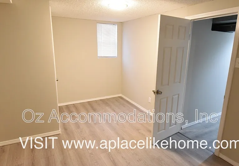 1109 S Appleton Ave — Photo 11
