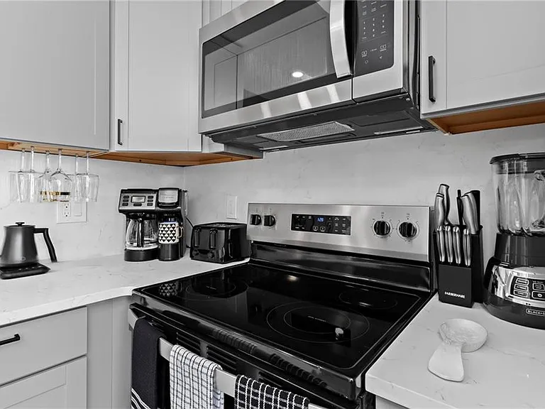 1858 Shenandoah Valley Ln SE — Photo 14