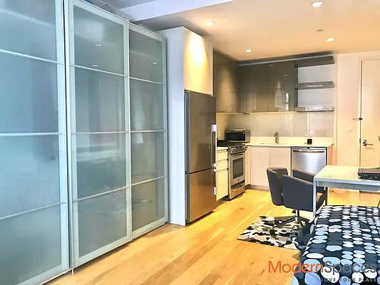 Rented by Modern Spaces | media 31