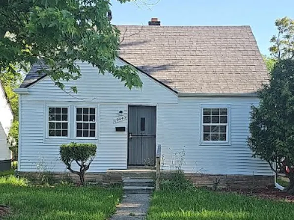 19440 W Chicago St, Detroit, MI 48228