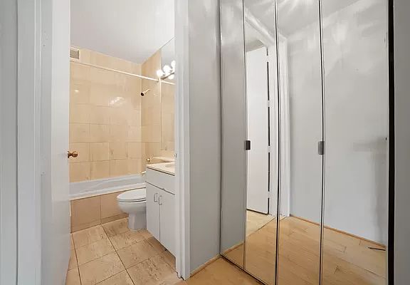 4th image of 250 W 89th St APT 11A