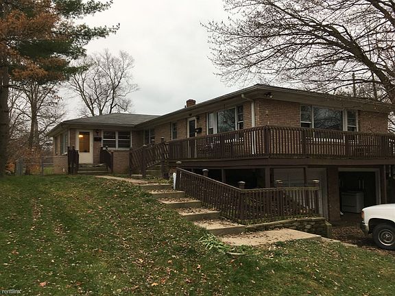 5th image of 637 Poplar St