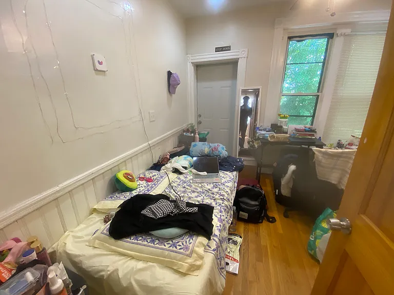127 Cedar St #13 — Photo 5