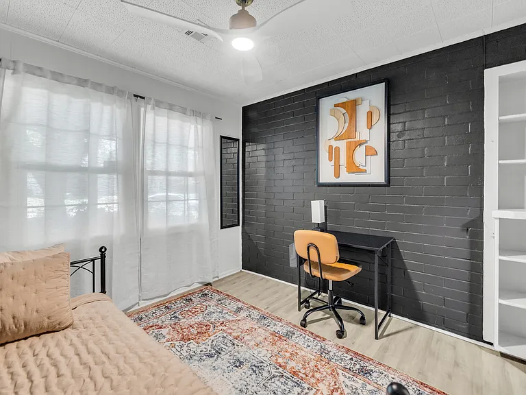 4828 S Madison Ave — Photo 14