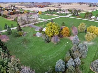 N3272 Resthaven Rd, Rubicon, WI 53078