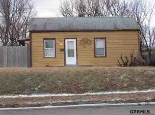 3931 Redick Ave, Omaha, NE 68112