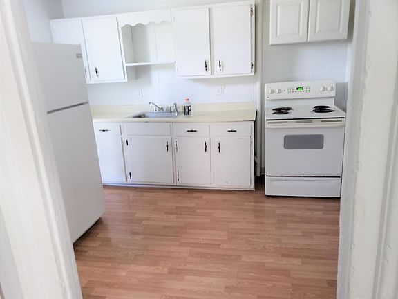 4th image of 715 Pearl St #715