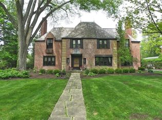 19015 Shelburne Rd, Shaker Heights, OH 44118