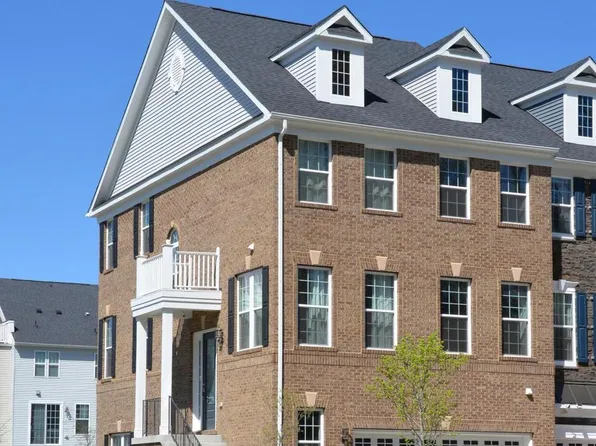 10851 Foxtrot Cir, Upper Marlboro, MD 20772