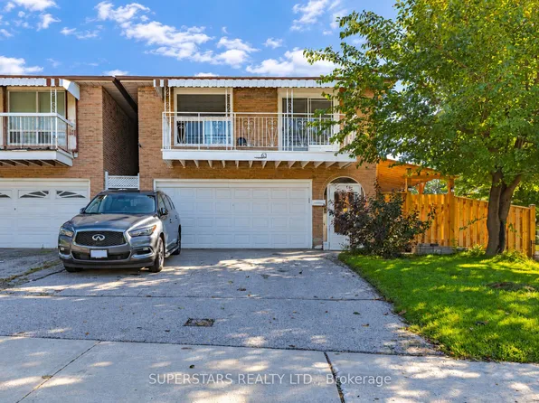 63 La Peer Blvd, Toronto, ON M1W 2H4