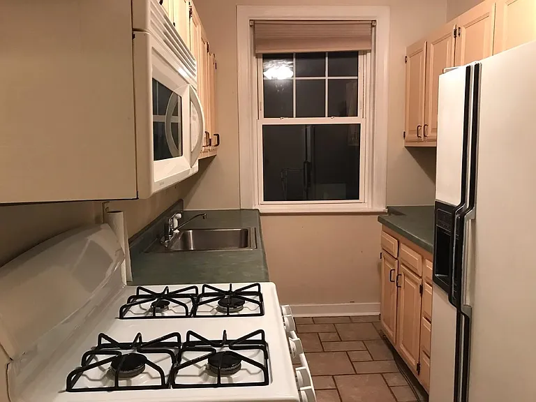 7515 Buckingham Dr — Photo 11