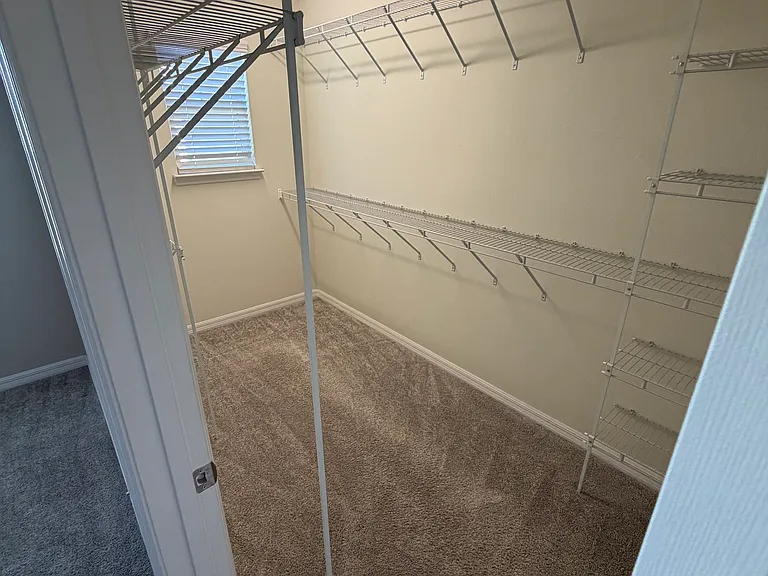 5044 Caspian St — Photo 18