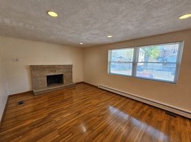 91 Irving St, Watertown, MA