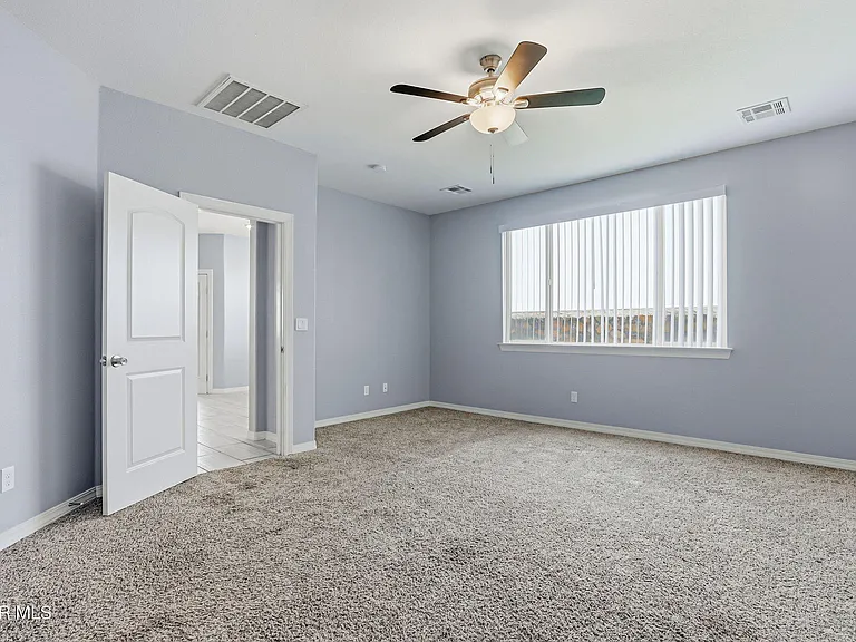 4704 Marisabel Azcarate St — Photo 14
