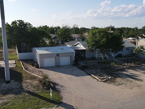 2nd image of 407 N Cottonwood St