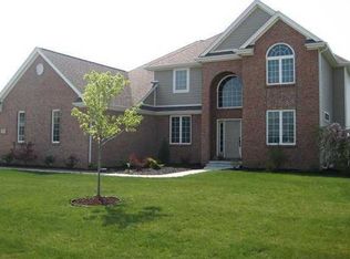 8505 Hosta Ln, Monclova, OH 43542