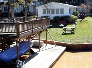 418 Fairway Shores Rd, Mount Gilead, NC 27306