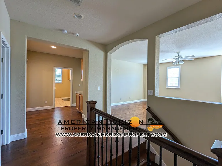 425 Crescent Dr — Photo 14