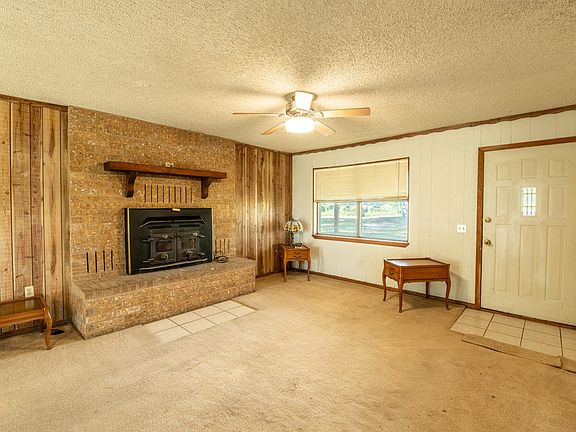 5th image of 901 County Road 113