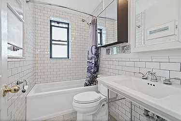 Sold by Avenue Sotheby's International Realty