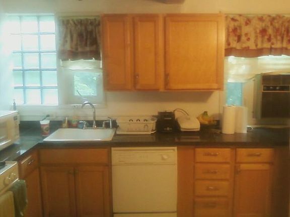 2nd image of 7200 Oak Ave #4