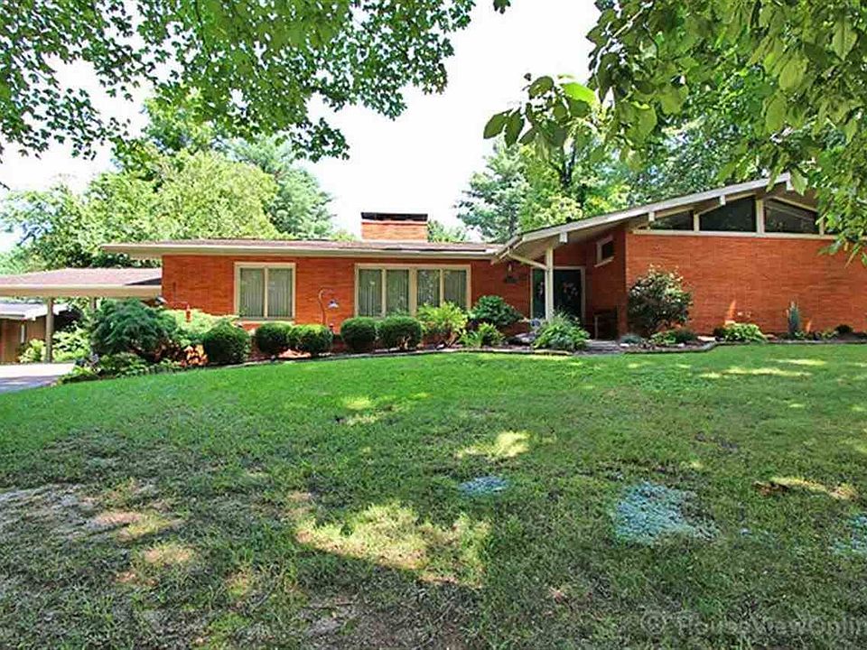 1st image of 2460 Brookwood Dr