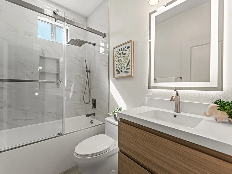 503 S Brea Blvd #18 — Photo 18