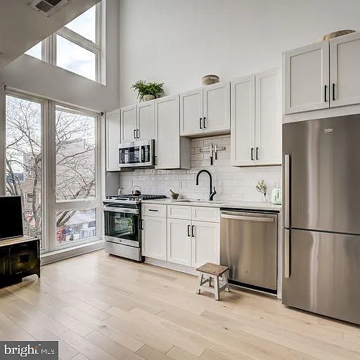 3916 14th St NW #4 — Photo 3