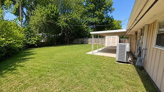 3608 Eisenhower Dr — Photo 2