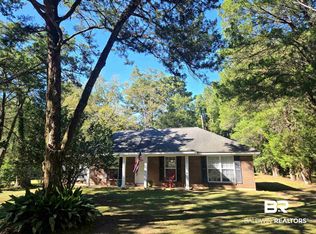 2554 Riverside Dr, Mobile, AL 36605
