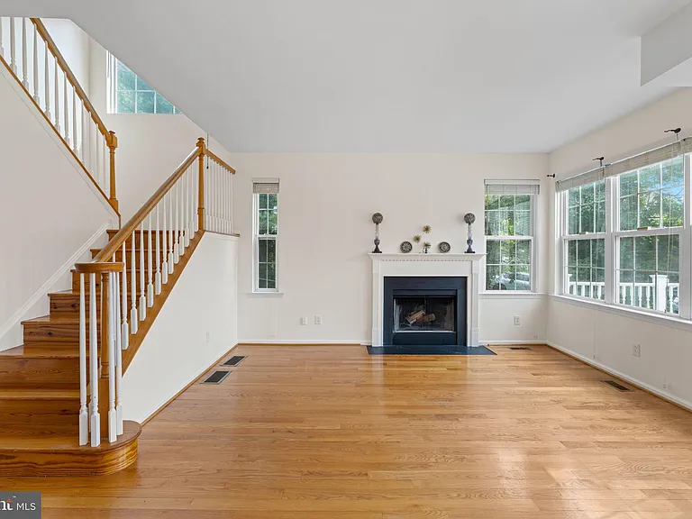 13100 Bustleton Ave — Photo 17