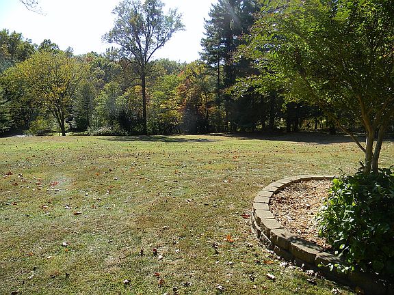 side yard /home on 2acres