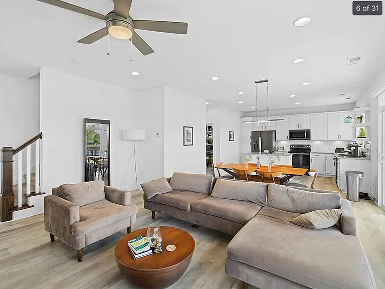 2460 Krauss Ct — Photo 6