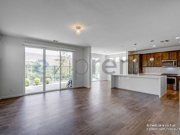 2nd image of 38412 Windingwalk Dr