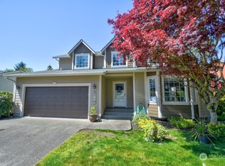 8716 Christa Dr NE, Lacey, WA 98516