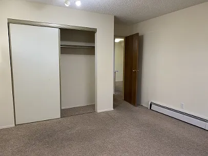7301B 4a St SW — Photo 8