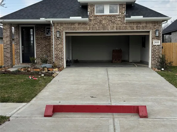 2835 Elm Creek Way, Iowa Colony, TX 77583