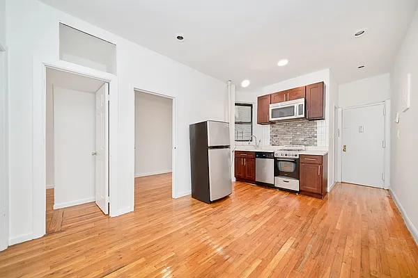 Rented by Living New York | media 9