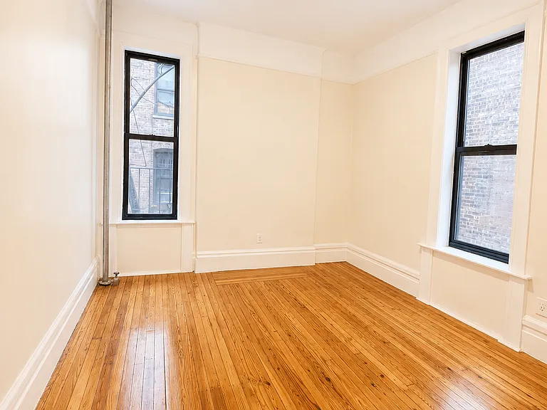 524 W 123rd St #4W — Photo 5