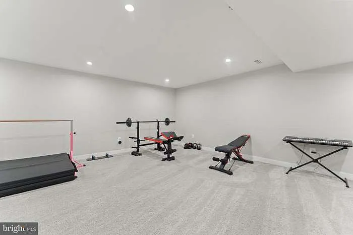 8600 Rawlings Ct — Photo 40