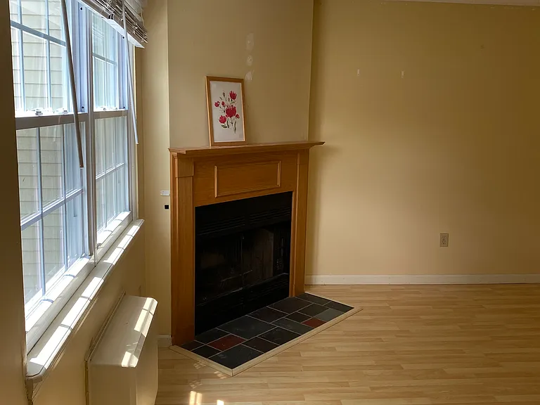 41 Crystal Ln #B — Photo 6