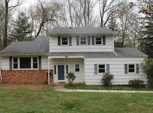 89 Cedar Green Ln, Berkeley Heights, NJ 07922