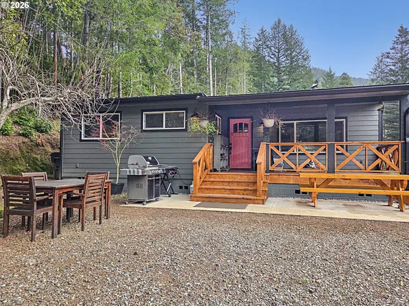 95725 Onyx St, Gold Beach, OR 97444