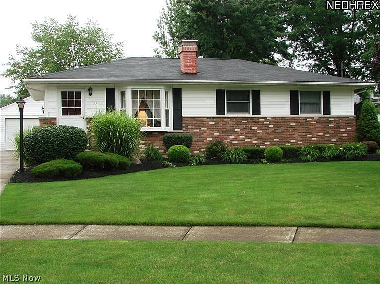 1st image of 331 Canterbury Ct