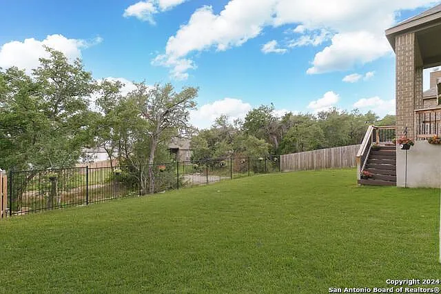 3115 Stokesay Park — Photo 23