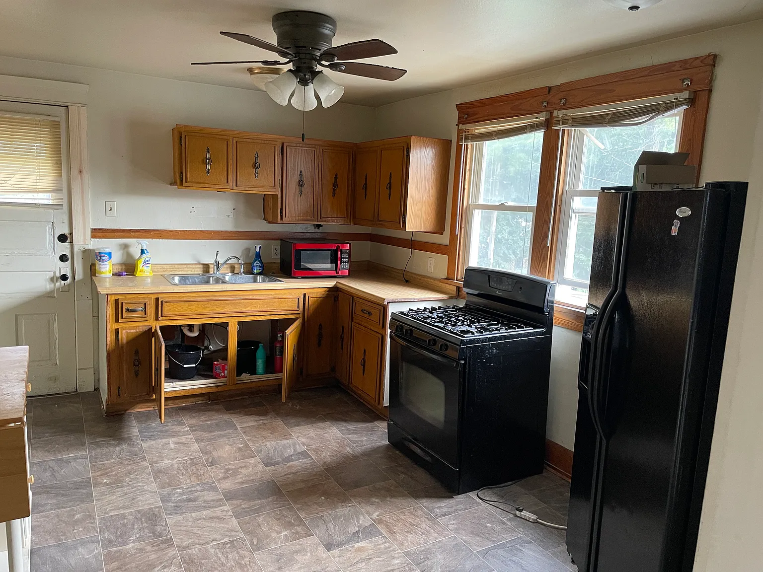 2 bed, $995 — Photo 4